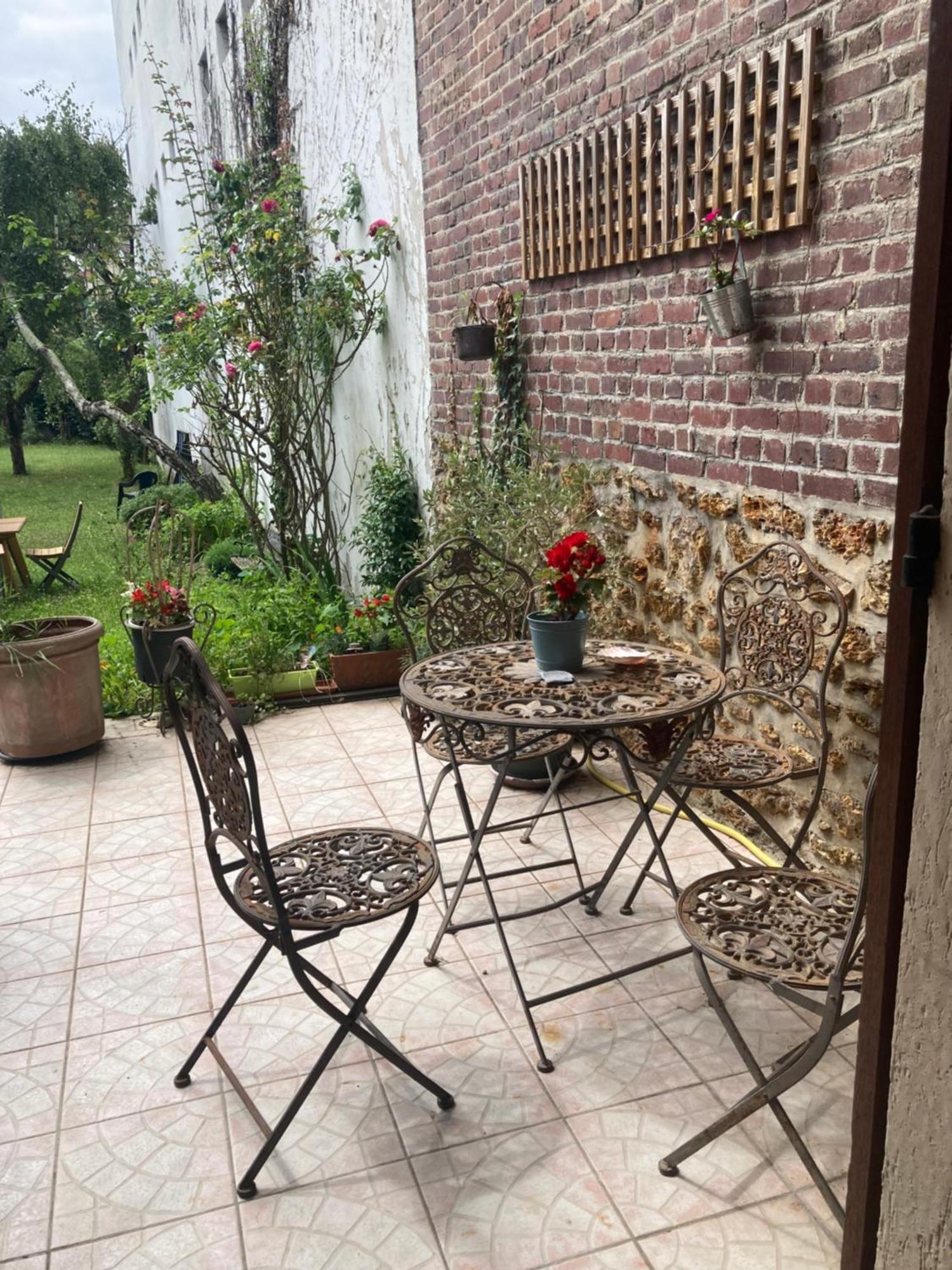 Studio Avec Terrasse Sur Jardin Fontenay-sous-Bois Exterior photo